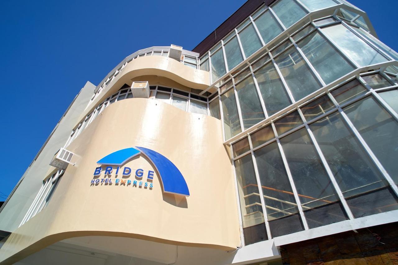 Bridge Hotel Express Cagayan de Oro Exterior photo