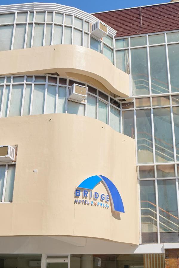 Bridge Hotel Express Cagayan de Oro Exterior photo